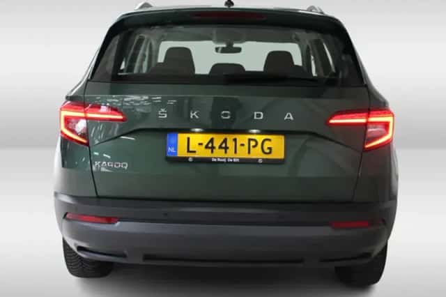 Škoda Karoq (2021) thumbnail 5