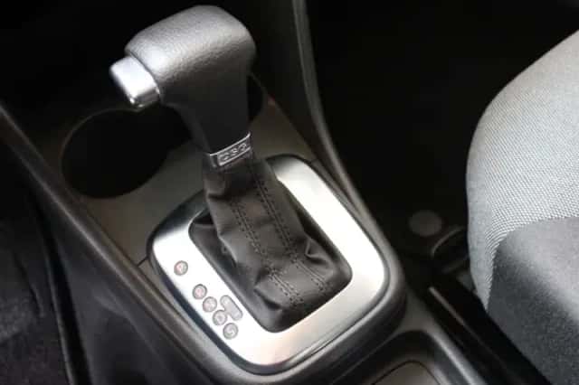 Volkswagen Polo (2010) thumbnail 15