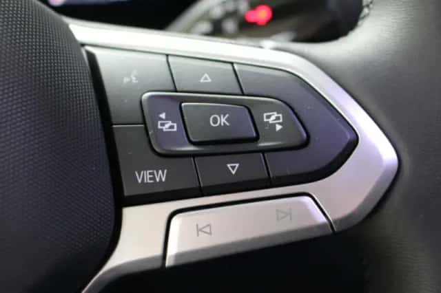 Volkswagen Tiguan (2025) thumbnail 16
