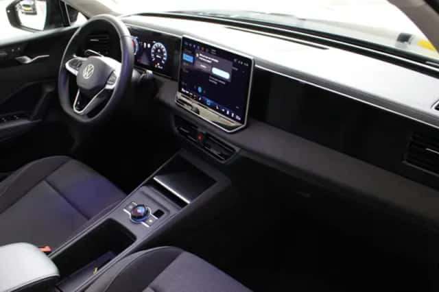 Volkswagen Tiguan (2025) thumbnail 9