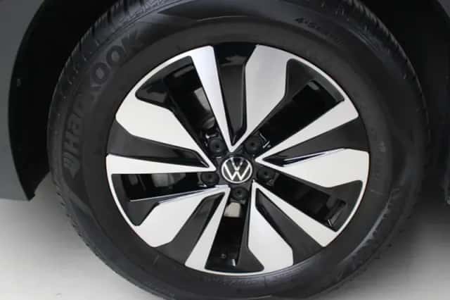 Volkswagen T-Cross (2025) thumbnail 4