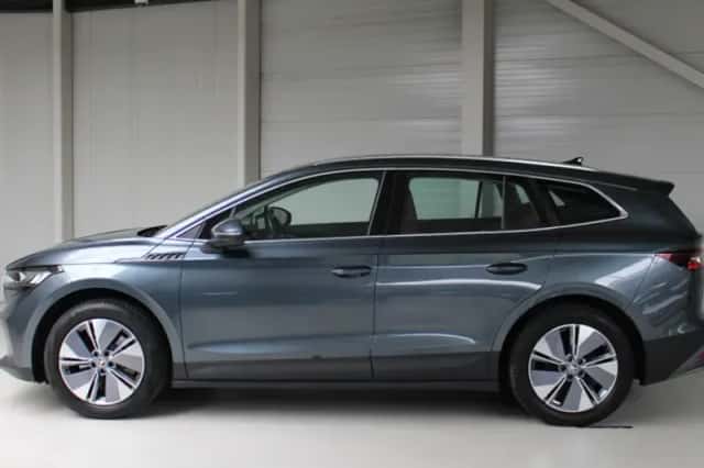 Škoda Enyaq (2021) thumbnail 3