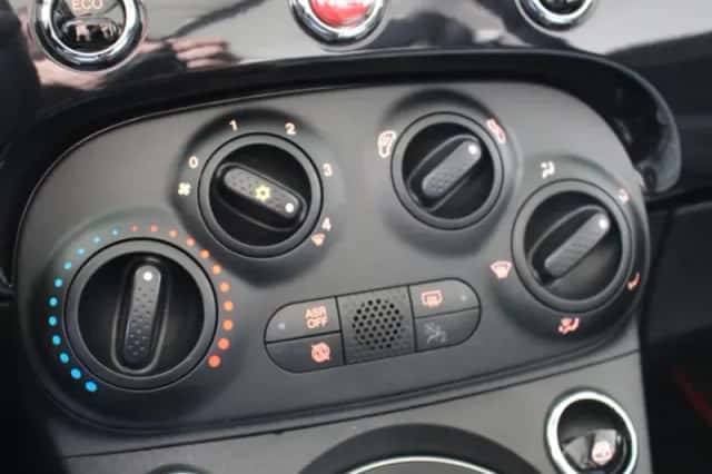 Fiat 500 (2018) thumbnail 12