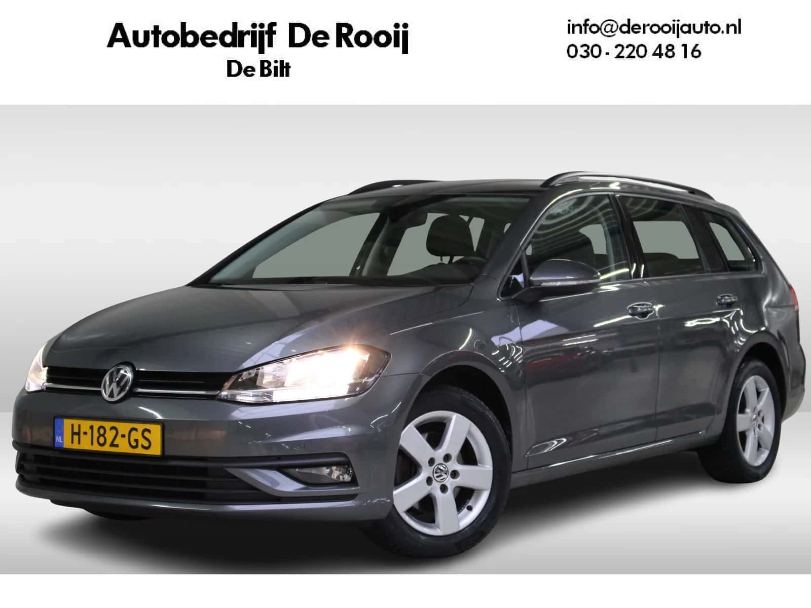 Volkswagen Golf (2020) — foto 1