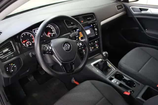 Volkswagen Golf (2020) thumbnail 10