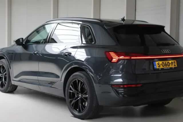 Audi Q8 e-tron (2023) thumbnail 4