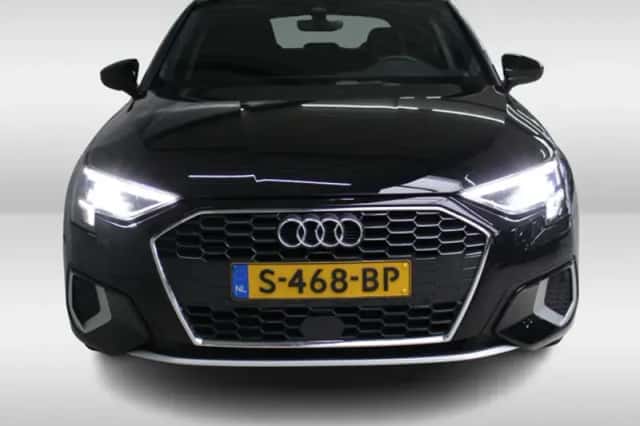 Audi A3 (2023) thumbnail 8