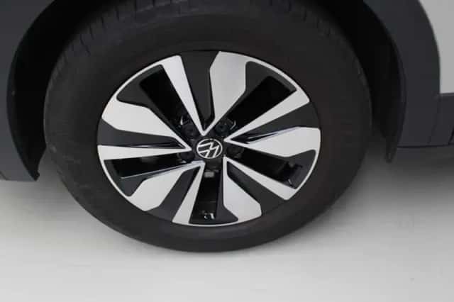 Volkswagen T-Cross (2025) thumbnail 4