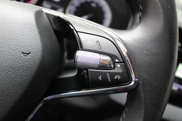 Škoda Karoq (2021) thumbnail 19