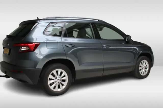 Škoda Karoq (2021) thumbnail 3