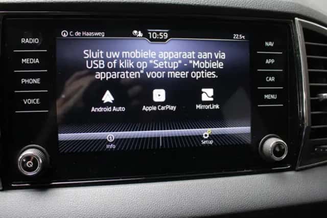 Škoda Karoq (2021) thumbnail 23