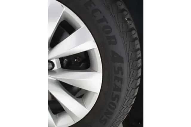 Škoda Karoq (2021) thumbnail 10