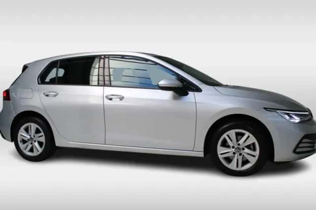 Volkswagen Golf (2021) thumbnail 4