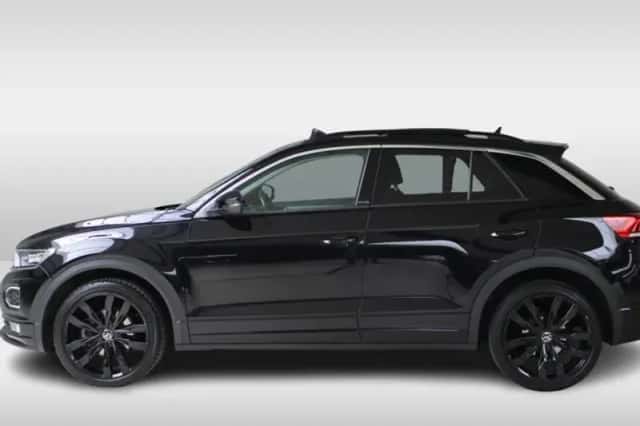 Volkswagen T-Roc (2022) thumbnail 3