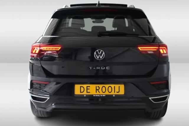 Volkswagen T-Roc (2022) thumbnail 5