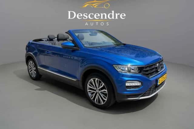 Volkswagen T-Roc (2020) thumbnail 2