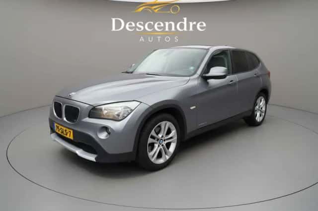 BMW X1 (2011) thumbnail 1