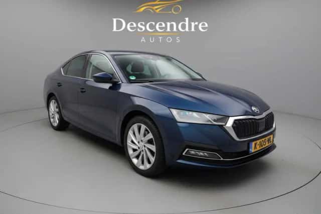 Škoda Octavia (2021) thumbnail 2