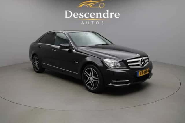 Mercedes-Benz C-Klasse (2013) thumbnail 2
