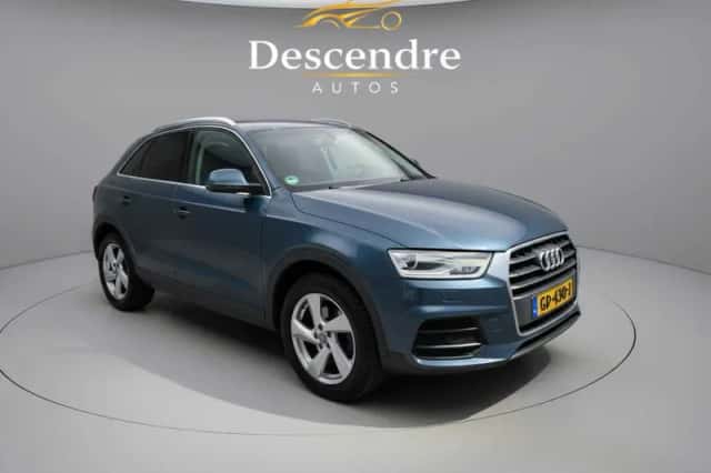Audi Q3 (2015) thumbnail 2