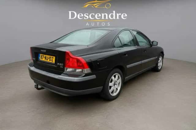 Volvo S60 (2003) thumbnail 3