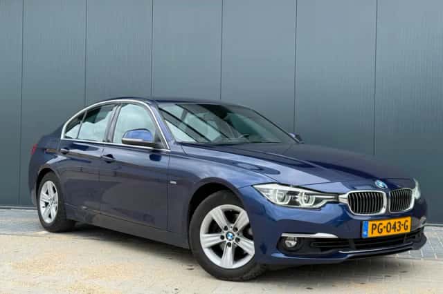 BMW 3-Serie (2017) thumbnail 1