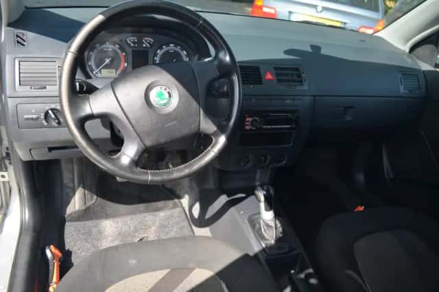 Škoda Fabia (2007) thumbnail 6