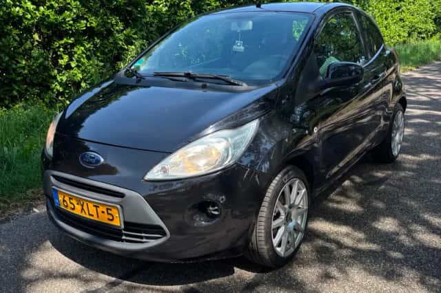 Ford Ka (2012) thumbnail 1