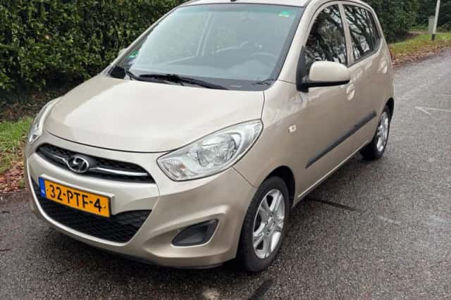Hyundai i10 (2011) thumbnail 1