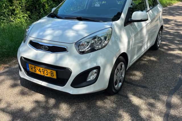 Kia Picanto (2012) thumbnail 1