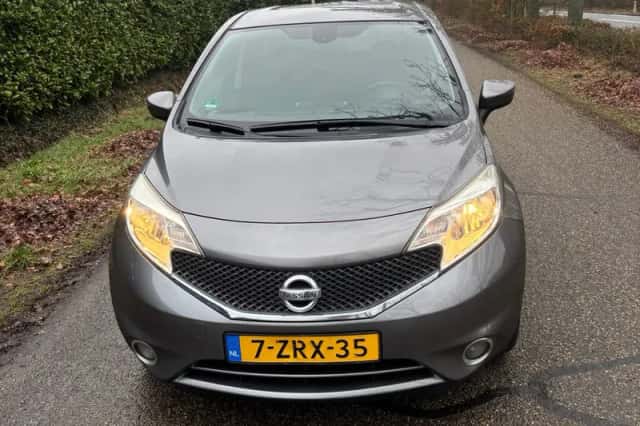 Nissan Note (2015) thumbnail 2