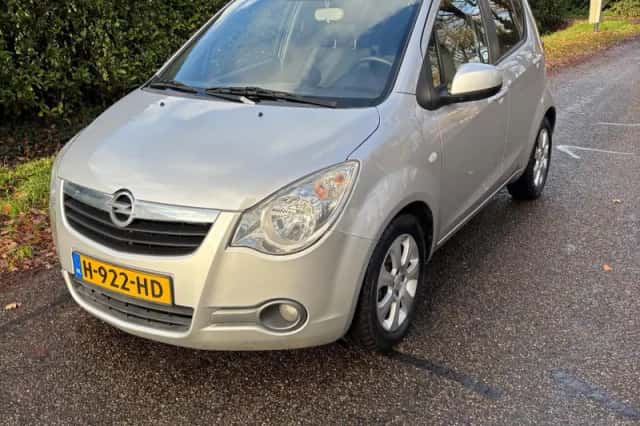 Opel Agila (2009) thumbnail 1