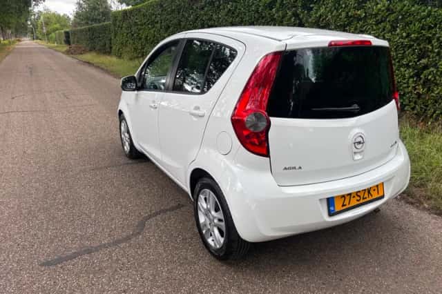Opel Agila (2011) thumbnail 4