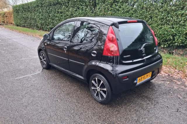 Peugeot 107 (2011) thumbnail 3