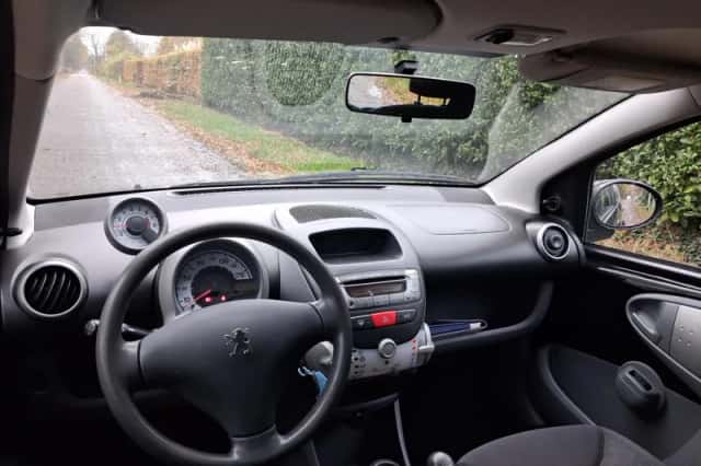 Peugeot 107 (2011) thumbnail 4