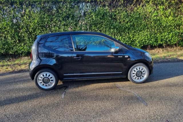 Volkswagen Up! (2012) thumbnail 5