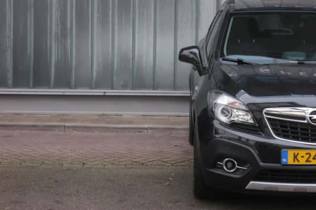 Opel Mokka (2015) thumbnail 2