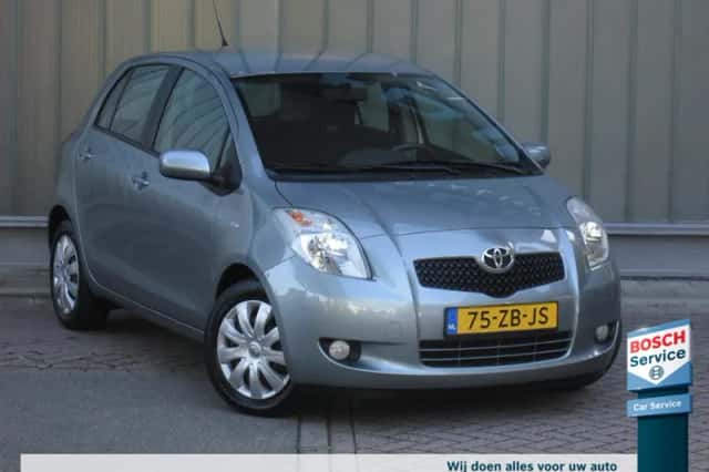 Toyota Yaris (2007) thumbnail 1