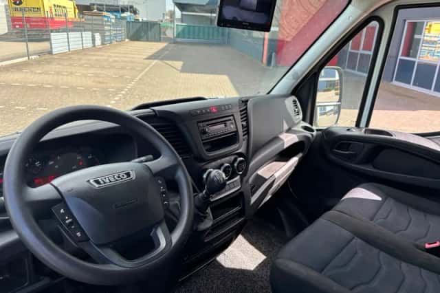 Iveco Daily (2018) thumbnail 3