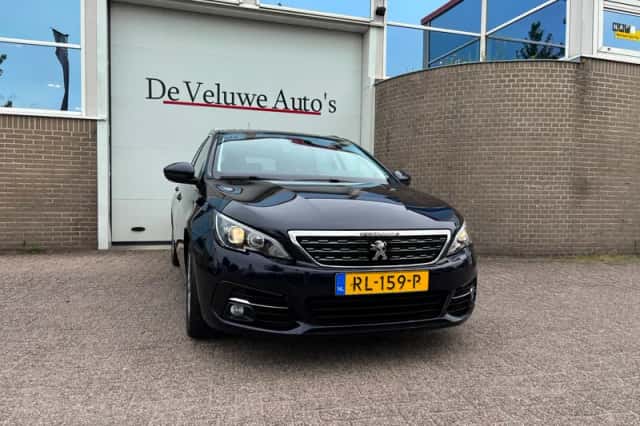 Peugeot 308 (2018) thumbnail 4