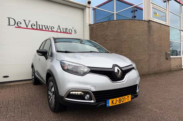Renault Captur (2016) thumbnail 4