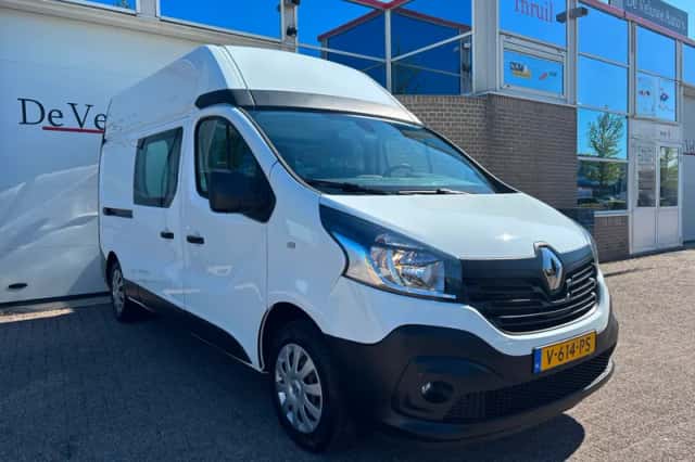 Renault Trafic (2018) thumbnail 1
