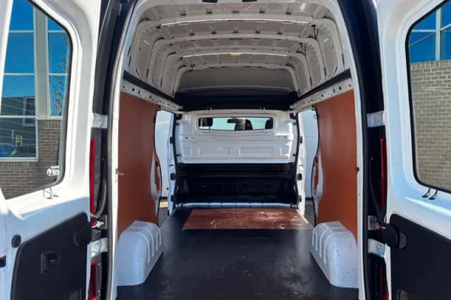 Renault Trafic (2018) thumbnail 3