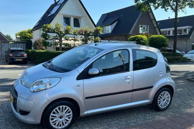 Citroën C1 (2011) thumbnail 1