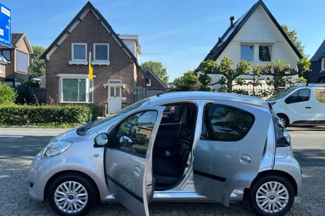 Citroën C1 (2011) thumbnail 3