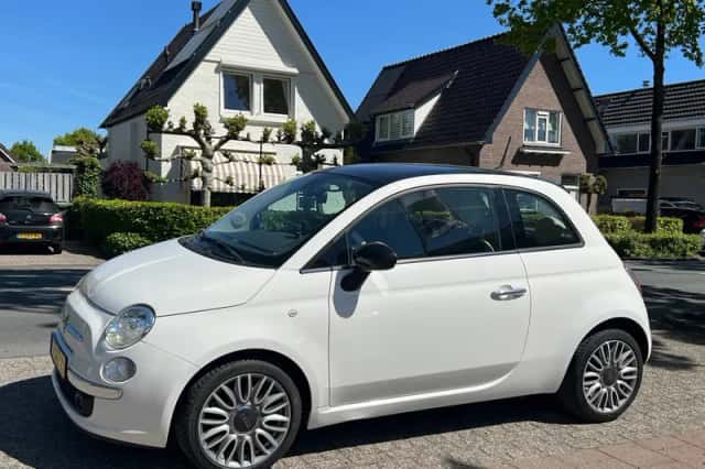 Fiat 500 (2014) thumbnail 1