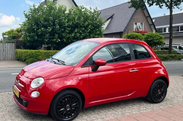 Fiat 500 (2014) thumbnail 1