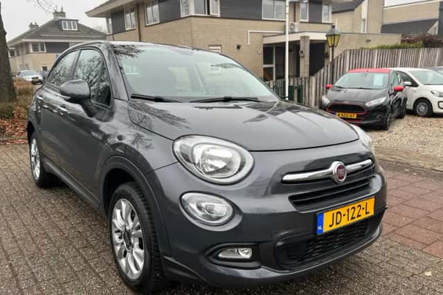 Fiat 500X (2016) thumbnail 4