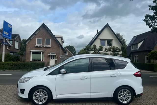 Ford C-Max (2014) thumbnail 4