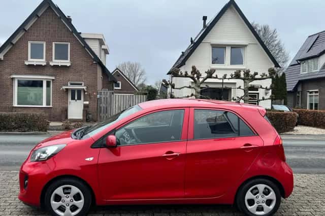 Kia Picanto (2017) thumbnail 3